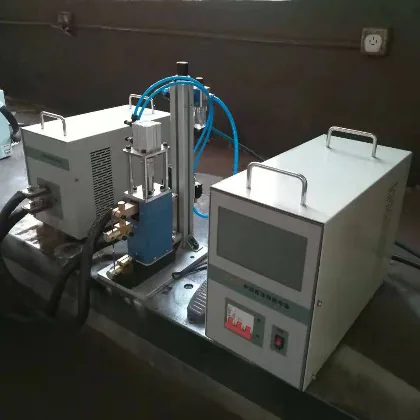 小型精密分体式中频点焊机1