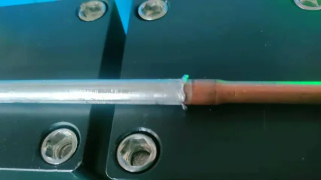 铜铝管对焊机都由什么部件组成？