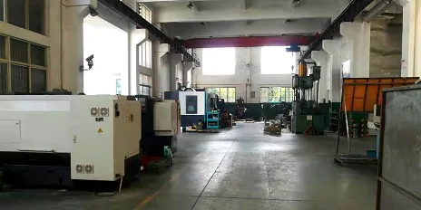 钢网置物架边框四角自动焊机加工车间