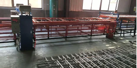 新星IBC吨桶自动焊机与焊接生产线