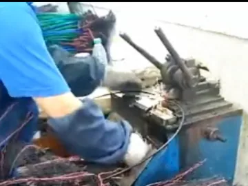 新星焊接UN1档位型铁线对焊机焊接效果2