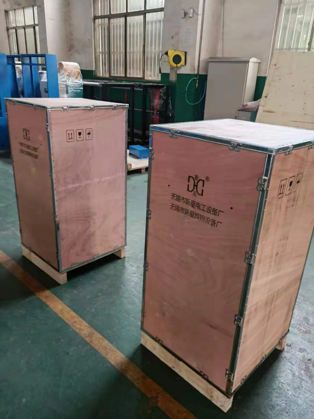 新星焊接量产对焊机包装图