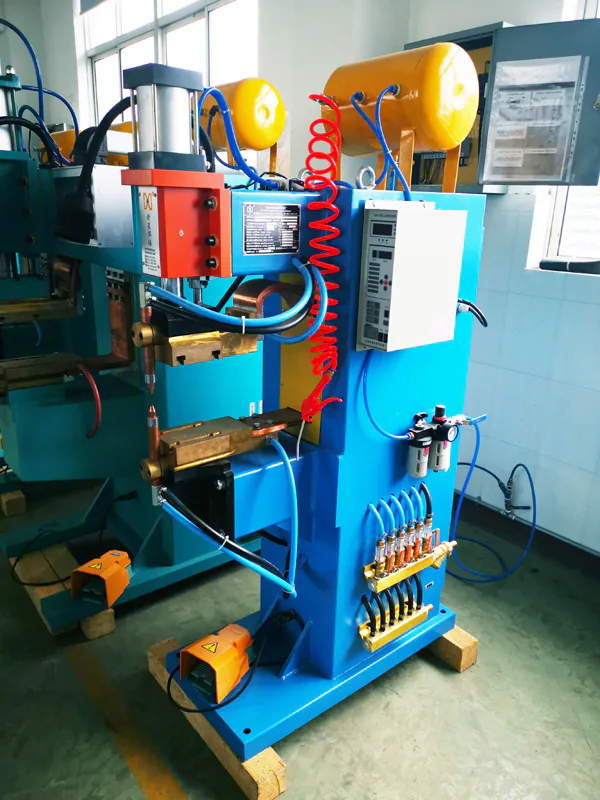 新星焊接气动点凸焊机图